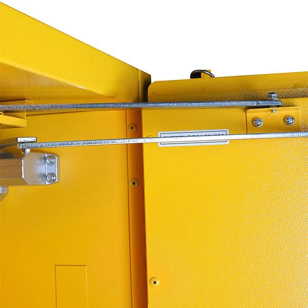  flammable cabinet's self-closing device (self-closing door products only)